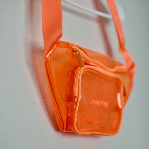 Morphe Water Proof Clear Orange Fanny/Cosmetic Bag - Picture 3 of 9